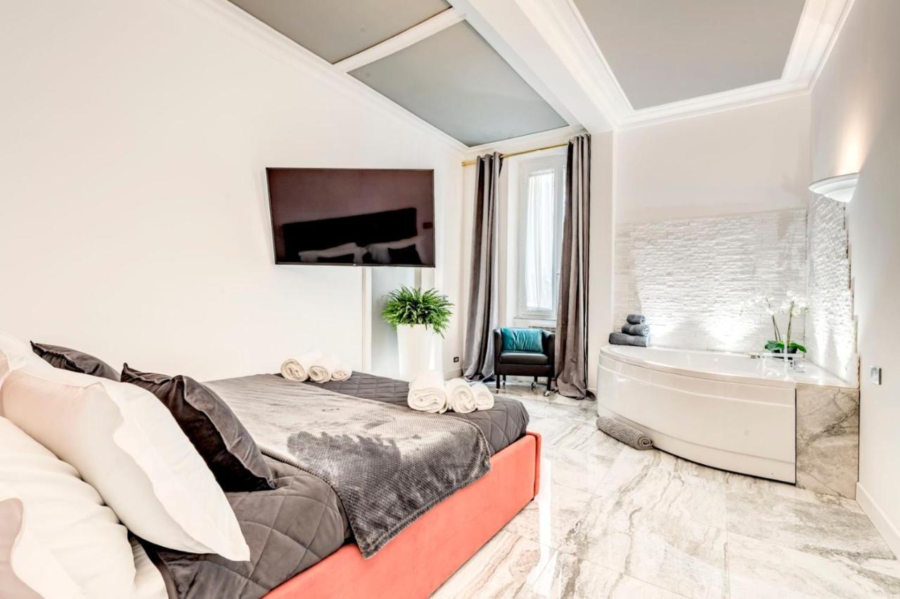 Trevi Luxury Apartment Jacuzzi โรม ภายนอก รูปภาพ