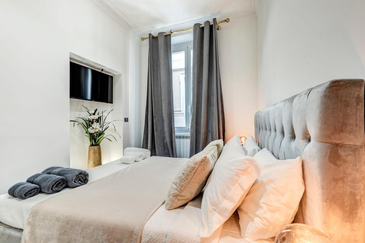 Trevi Luxury Apartment Jacuzzi โรม ภายนอก รูปภาพ